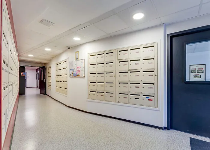 89 - Le Lokup - Wifi - Proche Tram * Реймс